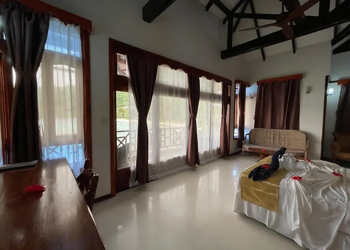 Hotel Chez Batista Takamaka
