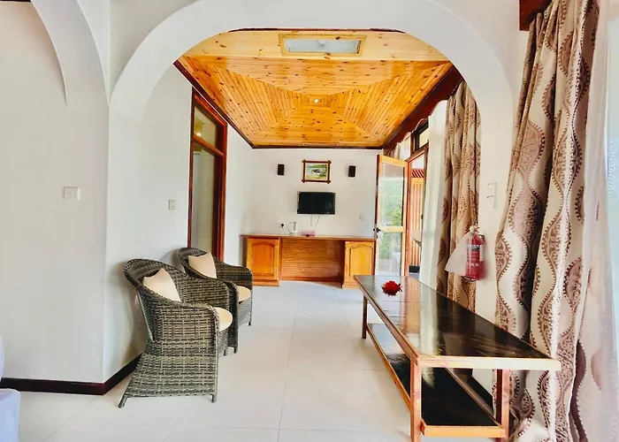 Chez Batista Hotel 2*
