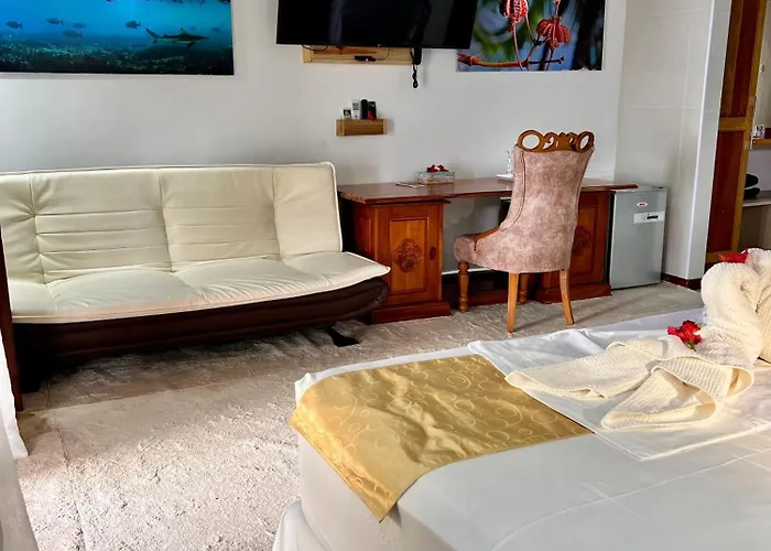 Hotel Chez Batista 2*